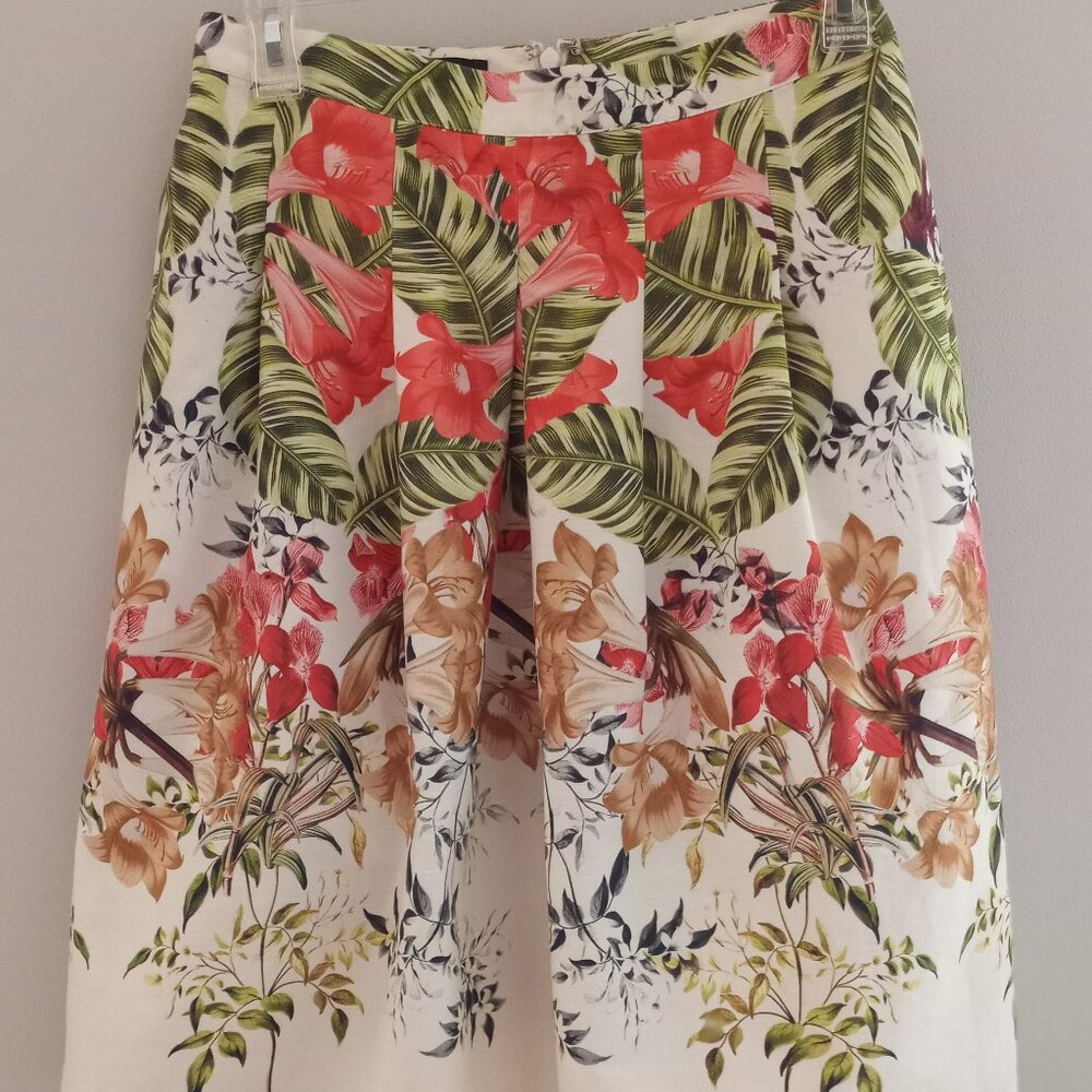 'Talbots Petites' Fully lined Tropical Floral Skirt Size OP Pockets EUC